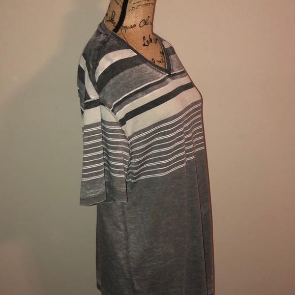 Men’s light weight t-shirt - Picture 2 of 6